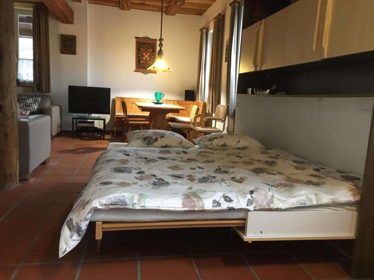 Zur Alten Schmiede, 70m2 Mit Kaminfeuer, Sauna, E-auto-ladestation * Fraubrunnen